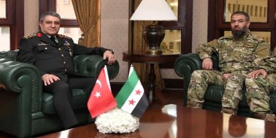 Serokerkanê Sûriyê Tûxgeneral Hawary seredana serokerkanê Tirkiyê Bayraktaroğlu, kir