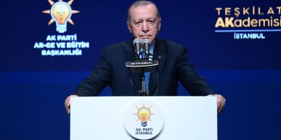 Erdogan: Em rê nadin dagirkeriyên nû û xêzkirina sînoran bi xwînê