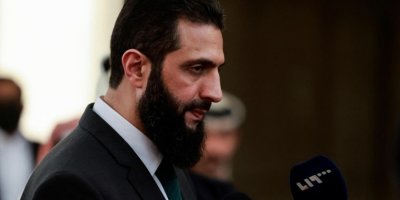 Ehmed Şera: Hin baskên HSD û PKKê rêkeftina 10ê Adarê têk birine