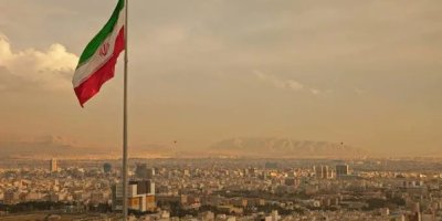 Îranê çar sifir ji diravê xwe yê neteweyî avêt