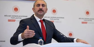 Zimanê Kurdî yek ji zimanên herî kevnar ên van axan e..