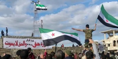 Hemwelatiyên Sûriyê li dijî Iraqê xwepêşandan kirin