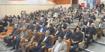 Li Sineyê di merasîma "Pirtûka Salê" de 10 berhemên Kurdî hatin xelatkirin