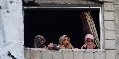 Heyeta Hemasê li Qahîreyê ye: Mijar agirbest e