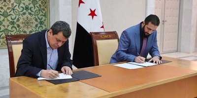 Rêveberiya Xweser: Desthilata Sûriyeyê astengiyan derdixe