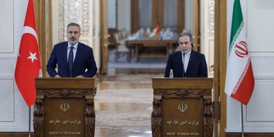 Fîdan li Tehranê ye: Divê em hejmara deriyên sînorî zêde bikin