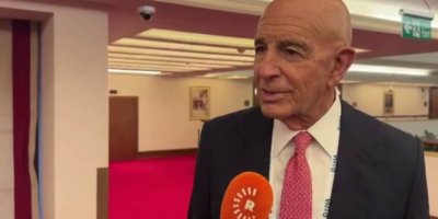 Tom Barrack: Navendîbûn û federalîzm wehma hikûmetan in