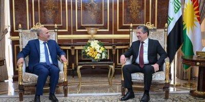 Mesrûr Barzanî û Ehmed Elcerba girîngiya parastina mafên gelê Kurd û pêkhateyên Sûriyeyê tekez kir