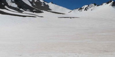 Li ser çiyayên Serdeştê 14 kes ji ber berfa zêde asê man