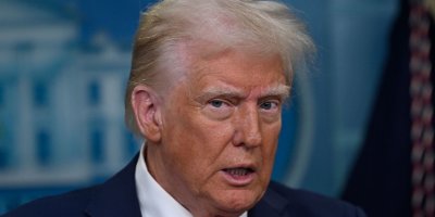 Trump li ser xwenîşandanan gef li Îranê xwar