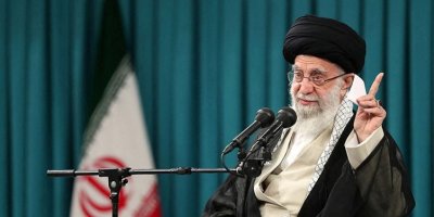 Elî Xamineyî li ser xwenîşandanan daxuyanî da