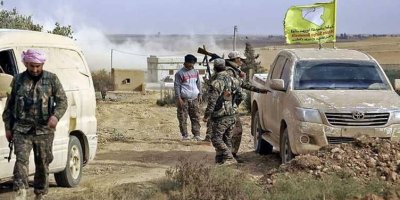 Çekdarên hikûmeta Şamê êrişî HSDyê kir