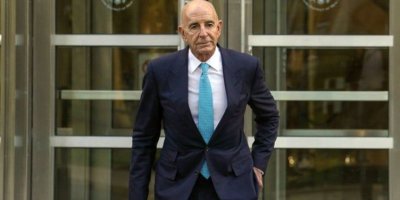 Tom Barrack: Şer rawestînin, diyalogê hilbijêrin