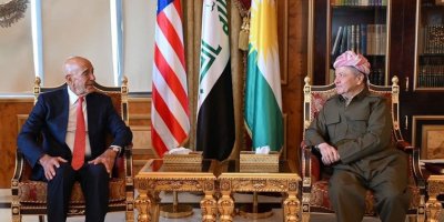 Tom Barrack û Serok Barzanî axivîn: Divê alîkarî here Kobaniyê