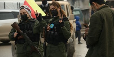 Projeyasaya 'Parastina Kurdan' daxwaza cezakirina kê dike?