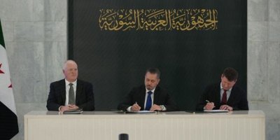 Sûriyeyê ji bo derxistina petrol û gazê bi şirketên Amerîka û Qeterê re peymanek îmze kir