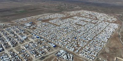 France Press: Malbatên biyanî yên DAIŞê ji Kampa Holê reviyane