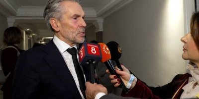 Dick Schoof: Em ji bo kêmîneyan piştgiriyê didin Serokkomarê Sûriyeyê