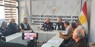 Partîya Welatparêzanê Kurdîstanî (PWK) Amed de Roja Ziwanê Dayîke Pîroz Kerde