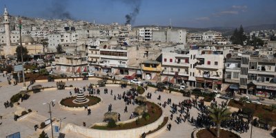 Hêzeka ewlehiyê ya Rêveberiya Xweser gihîşt Efrînê