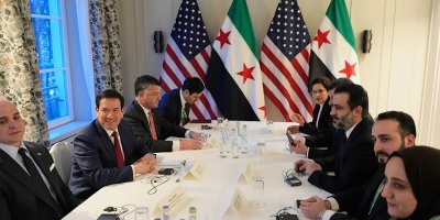 Al-Monitor: Rubio ji bo civîna bi Şeybanî re, mercê amadebûna Mezlûm Ebdî danî