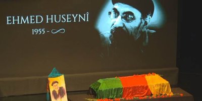 Amedê xatir ji Ehmed Huseynî xwest: Cenazeyê Huseynî ber bi Amûdê ve bi rê ket