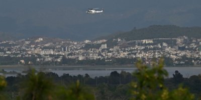 Dan û standinên Îran û Amerîkayê: Şandeya Tehranê li Pakistanê ye?