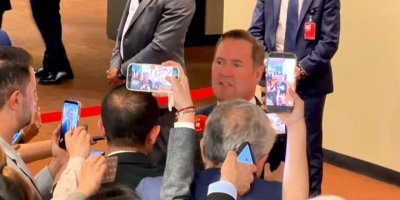 Mike Waltz: Di berjewendiya cîhanê de ye ku piştgiriyê bide pêşnûmeya Hurmizê