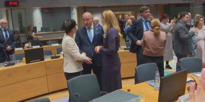 Yekîtiya Ewropayê perwerdeya bi zimanê dayîkê ya li Sûriyeyê nîqaş dike