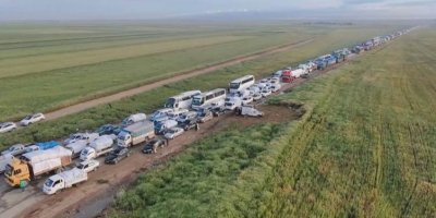 Koçberên Efrînî bi kêfxweşiyeke şikestî vedigerin warên xwe