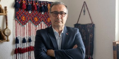Vê carê me digel “Mîrza Akar” Endamê Rêveberîya Partîya Welatparêzê Kurdistan-PWK li ser rêketina 60 rojî ya di navbera Amerîka û Rejîma Îranê de hevpeyvîn encam daye