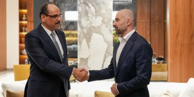 Bafil Talebanî û Îbrahîm Kalin li Silêmaniyê civiyan