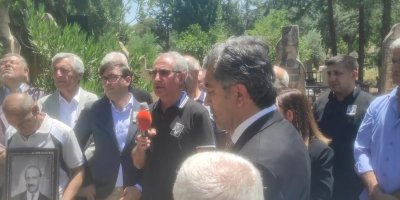 Heyeta PWKyê li Swêregê beşdarî bîranîna Faîk Bûcak bû