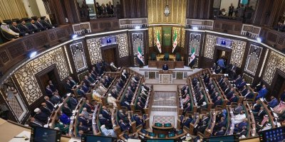 Parlamentoya Sûriyeyê rûnişt û serokê xwe yê nû hilbijart