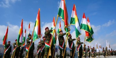 Lêkolîna navendeke Amerîkayê: Pêşmerge hevparekî girîng e û divê bibe xwediyê çekên giran