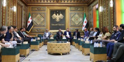 Parêzgerê Hesekê û rêxistinên navneteweyî vegera xelkê Serê Kaniyê gotûbêj kir