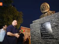 Silêmanî: Peykerê helbestvanê navdarê Kurd Nalî li parkekê hat danîn