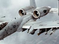 Pentagon: firokên me dê hêzên koalisyonê yên zemînî biparêzin