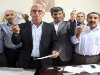 ”Ev jî muxtarên me yên Çolemêrgî ne”