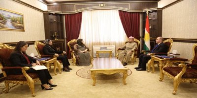 Barzanî ji bo Kurdistanê daxwaza amadekirina destûrekî modern kir