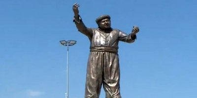 Peykerê Tehsîn Taha Çêkir