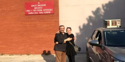 Sirri Sureyya Onder hat berdan