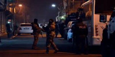 Amed de 5 kesî ameyî tepiştene