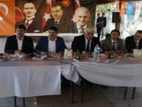 Ev jî kurdên me yên 'dinya nedîtî’ ku di nav AKPê de cî girtine